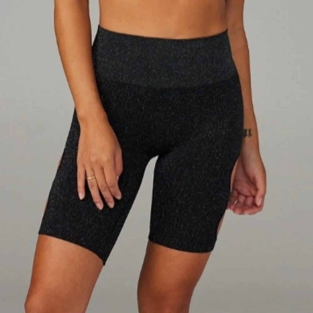 Savage X Fenty🩶Bawdy Double Knit Bike Shorts SIZE L - Picture 3 of 9